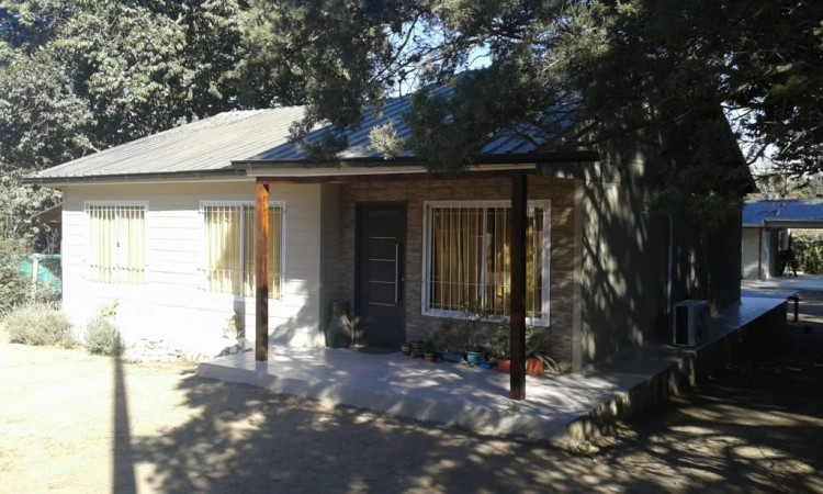 2 casa modernas muy bien ubicadas en Villa Gral.Belgrano