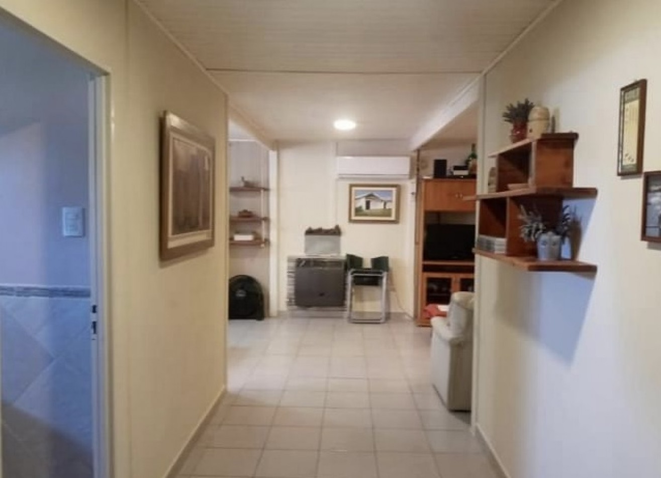 2 casa modernas muy bien ubicadas en Villa Gral.Belgrano