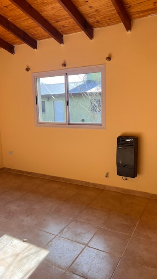 Se alquila casa en PH de dos dormitorios en VGB!!